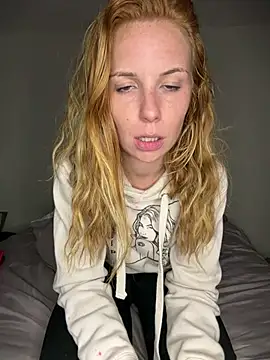 Snapshot of Redhairedteacher chatting on March 12, 2026, 12:16 am Redhairedteacher online show from March 12, 2026, 12:16 am