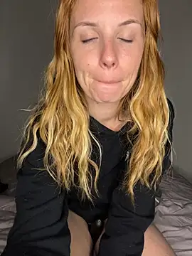 Snapshot of Redhairedteacher chatting on March 13, 2026, 12:26 am Redhairedteacher online show from March 13, 2026, 12:26 am