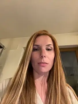 Snapshot of Redhairedteacher chatting on March 20, 2026, 12:33 am Redhairedteacher online show from March 20, 2026, 12:33 am