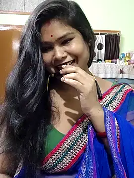yoursweety09 online show from July 26, 2026, 6:20 am