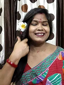 yoursweety09 online show from July 23, 2026, 7:49 am