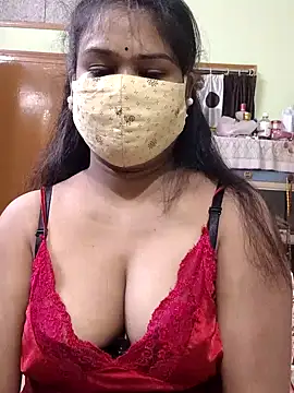 yoursweety09 online show from June 20, 2026, 2:11 pm