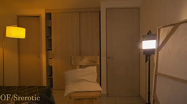  srerotic online show from March 13, 2025, 11:27 pm