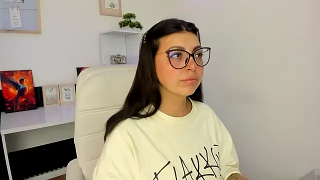 Vioolletta online show from September 13, 2025, 12:16 pm