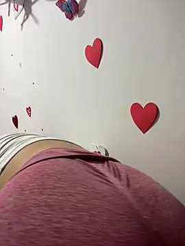 Im Valen Cute online show from March 7, 2025, 9:38 pm