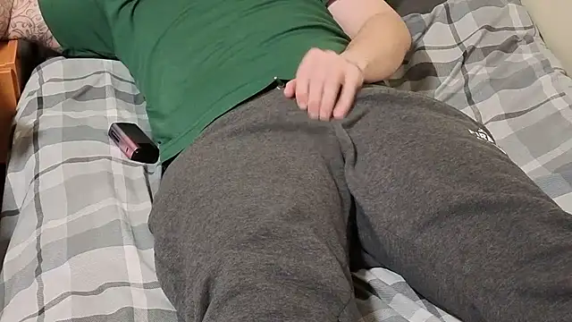 Snapshot of Dan8736 chatting on March 12, 2026, 8:35 pm Dan8736 online show from March 12, 2026, 8:35 pm