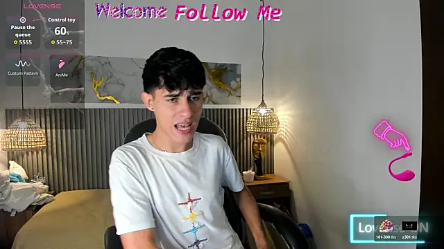 Snapshot of Dyla_n18 chatting on June 19, 2026, 7:09 pm Dyla n18 online show from June 19, 2026, 7:09 pm