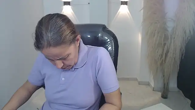 Milf karlye online show from December 22, 2025, 2:33 am