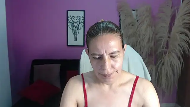 Milf karlye online show from October 24, 2025, 4:44 am