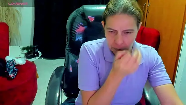 Milf karlye online show from November 26, 2025, 2:00 am