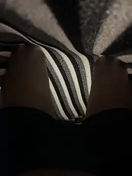 deshi boybig online show from November 16, 2025, 4:45 pm