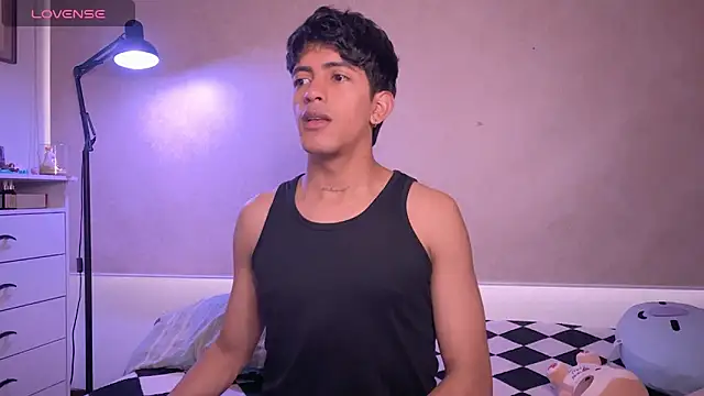 Snapshot of teobowny_ chatting on February 28, 2026, 8:41 pm teobowny online show from February 28, 2026, 8:41 pm