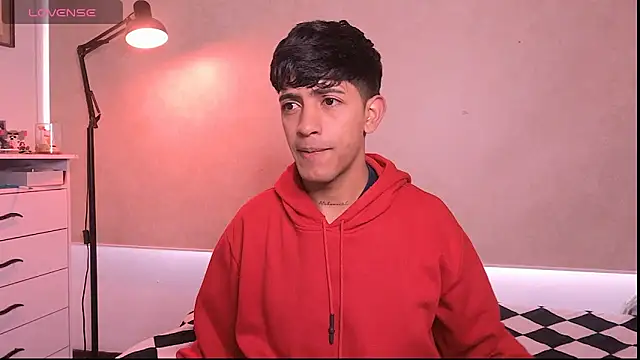 Snapshot of teobowny_ chatting on February 6, 2026, 12:34 pm teobowny online show from February 6, 2026, 12:34 pm