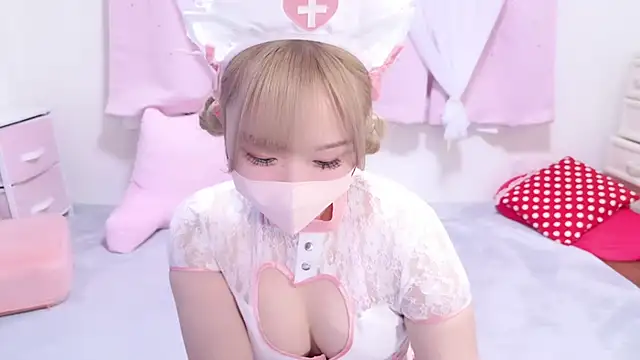 MAIKA pyon online show from March 4, 2025, 5:13 pm