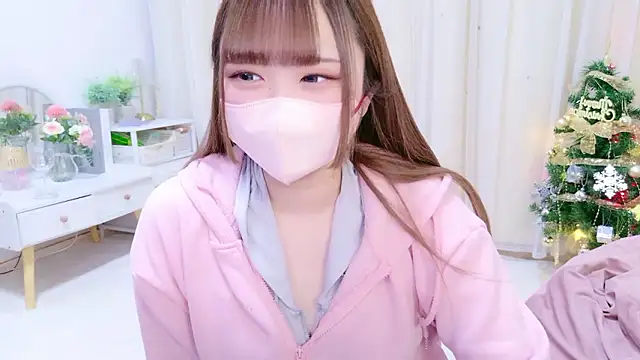 MAIKA pyon online show from December 17, 2025, 5:18 pm