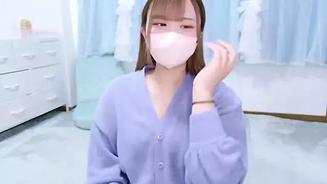 MAIKA pyon online show from October 3, 2025, 11:17 pm