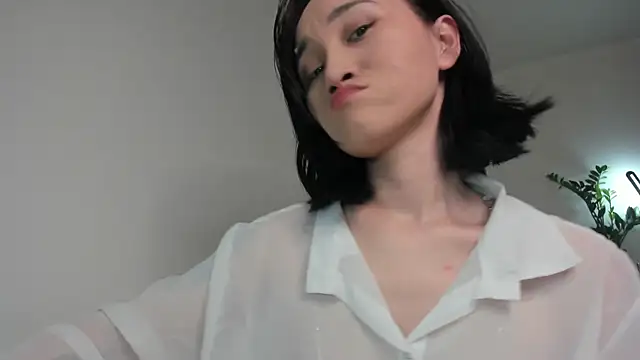 Snapshot of aenie chatting on January 14, 2026, 10:52 am aenie online show from January 14, 2026, 10:52 am