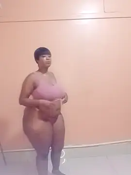 Luciouslips00 online show from May 22, 2026, 2:48 pm