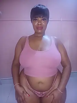 Luciouslips00 online show from June 14, 2026, 11:22 am