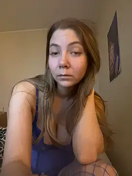 Mandispandis1 online show from December 10, 2024, 7:54 pm