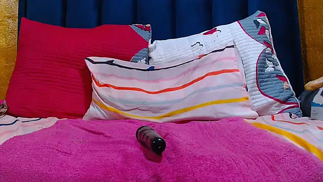 Snapshot of Aymar25 chatting on February 25, 2025, 12:03 am Aymar25 online show from February 25, 2025, 12:03 am