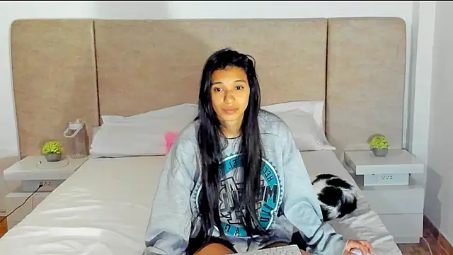 alanaget1 online show from December 10, 2024, 6:11 am