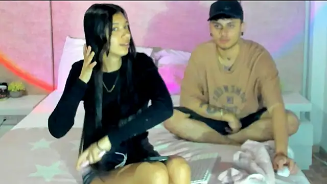 alanaget1 online show from December 5, 2024, 8:38 am