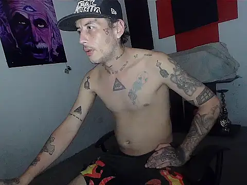 patrik tattoo  online show from May 31, 2026, 5:57 am