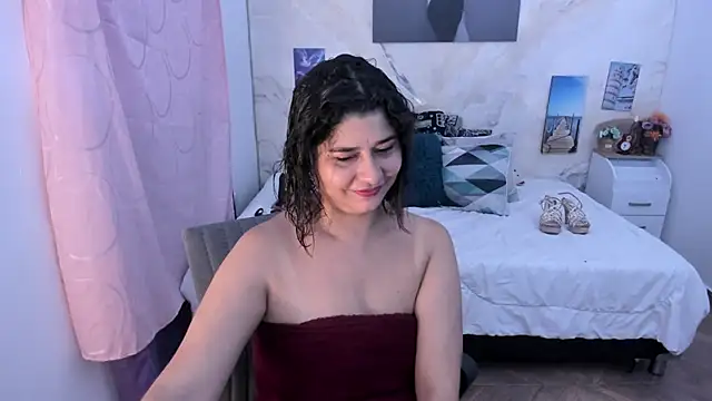 alinabozz1 online show from January 7, 2026, 9:42 pm