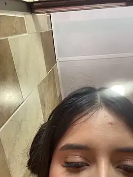 Snapshot of adhara__evanss chatting on February 28, 2025, 9:12 pm adhara evanss online show from February 28, 2025, 9:12 pm