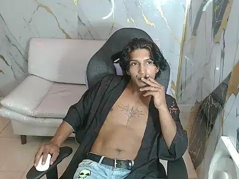 mau elixxx online show from February 5, 2026, 4:30 am