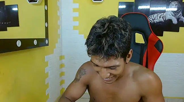 mau elixxx online show from January 30, 2025, 7:39 am