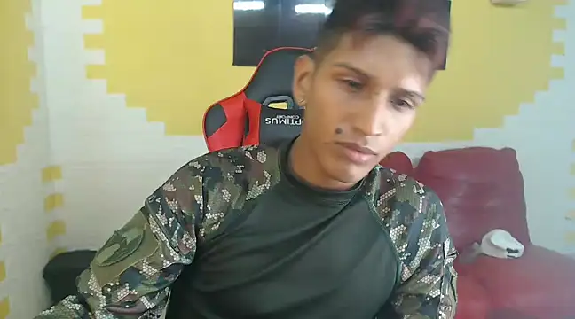 mau elixxx online show from December 30, 2024, 6:42 am