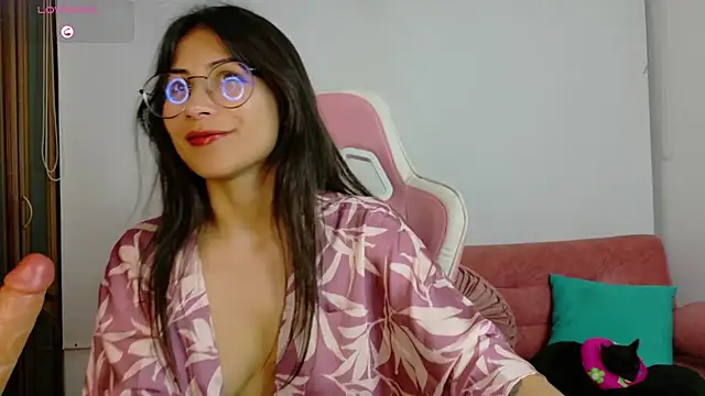 Jade Zephyra online show from February 9, 2026, 11:25 pm