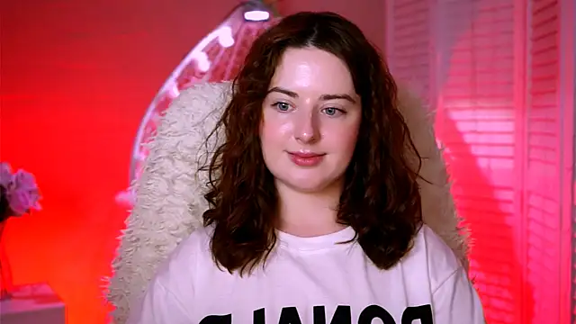 AnnTerry  online show from October 24, 2025, 12:15 pm