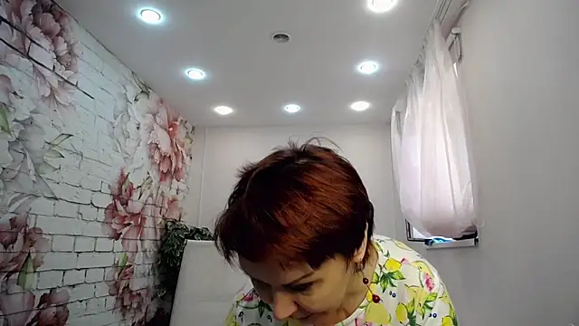 Cutie Asya online show from May 6, 2026, 4:16 am