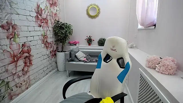 Cutie Asya online show from October 6, 2025, 4:24 am