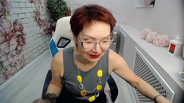 Snapshot of Cutie_Asya chatting on February 24, 2026, 4:57 am Cutie Asya online show from February 24, 2026, 4:57 am