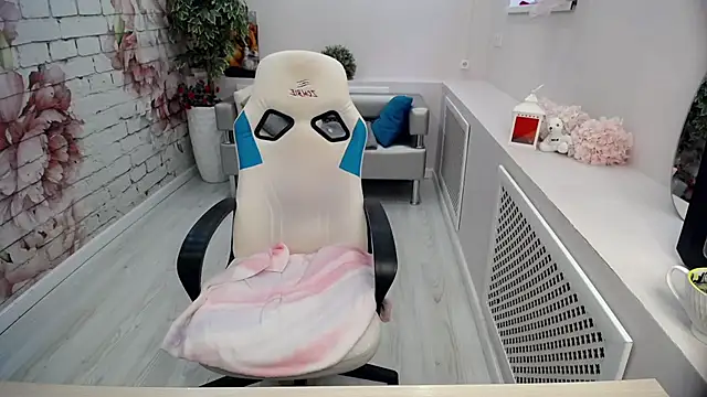 Cutie Asya online show from February 3, 2026, 6:40 am