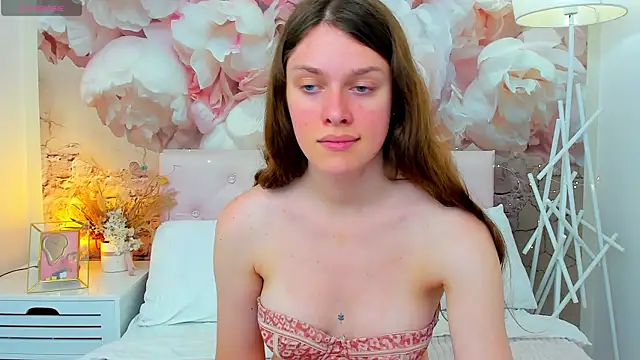 JaneBrowni online show from July 12, 2026, 12:17 pm