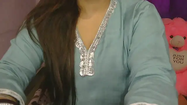 cutie-taara online show from February 26, 2026, 3:17 am