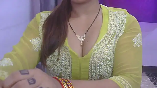 cutie-taara online show from September 19, 2025, 4:16 am