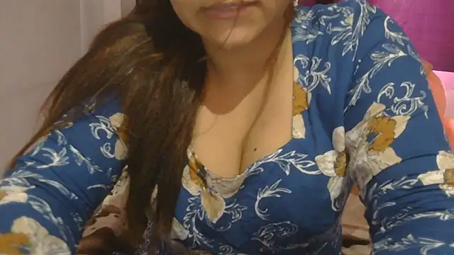 cutie-taara online show from July 20, 2026, 4:20 am