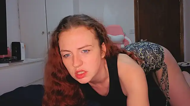 ENGLISHEMILY 69 online show from February 2, 2026, 8:52 pm