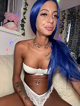 Snapshot of mrs_skinny_goddess chatting on July 1, 2026, 5:57 pm mrs skinny goddess online show from July 1, 2026, 5:57 pm