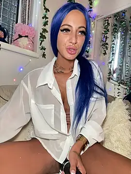Snapshot of mrs_skinny_goddess chatting on July 4, 2026, 5:06 pm mrs skinny goddess online show from July 4, 2026, 5:06 pm