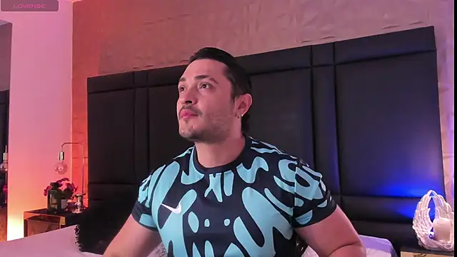 JossAckland online show from October 8, 2025, 7:36 pm