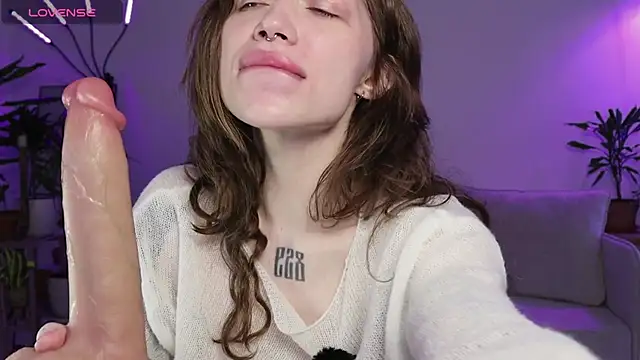 Snapshot of PaulaPratt chatting on February 24, 2026, 5:52 am PaulaPratt online show from February 24, 2026, 5:52 am