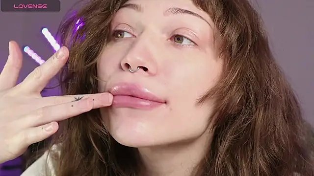 Snapshot of PaulaPratt chatting on February 20, 2026, 5:15 am PaulaPratt online show from February 20, 2026, 5:15 am