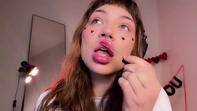 PaulaPratt online show from February 15, 2025, 5:30 am